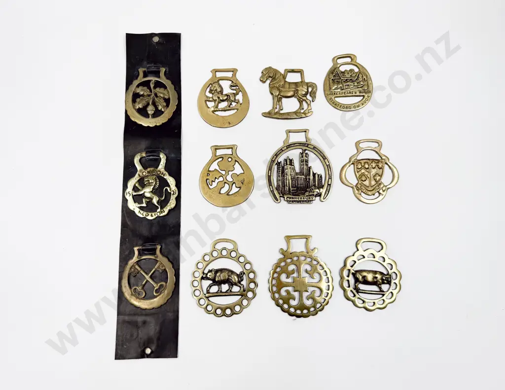 Qty of Assorted Horse Brasses Image 1++