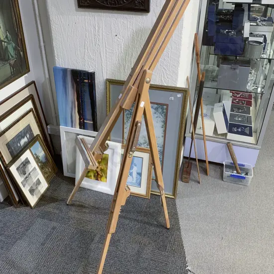 Mabef Artist's Easel