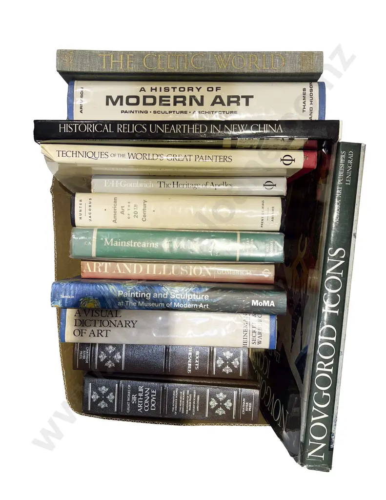 Box Qty of Assorted Art Reference Image 1++