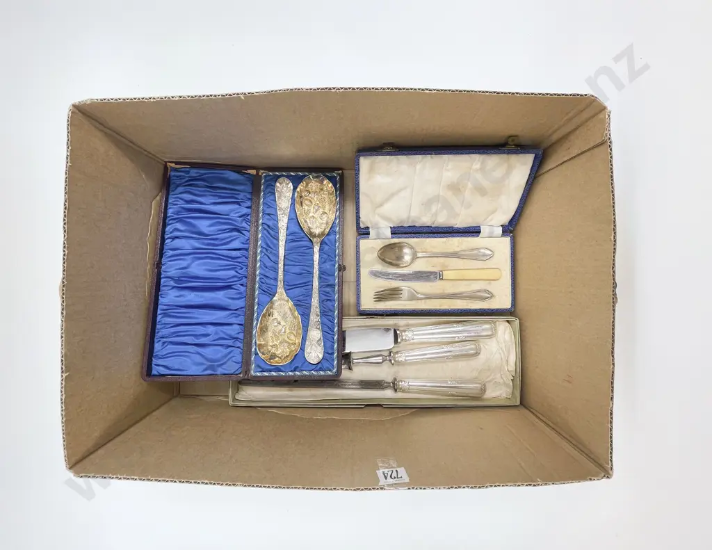 Three Boxed Sets of Cutlery Image 1++