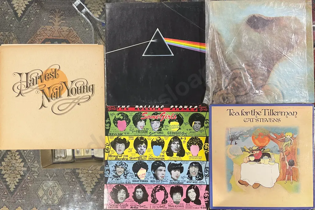 Six Assorted Vinyl Records Image 1++