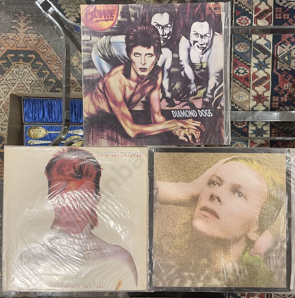 Three Assorted David Bowie Vinyl Records Image 1++