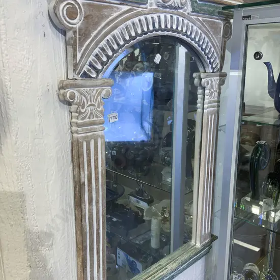 Wall Mirror in Distressed Style Frame