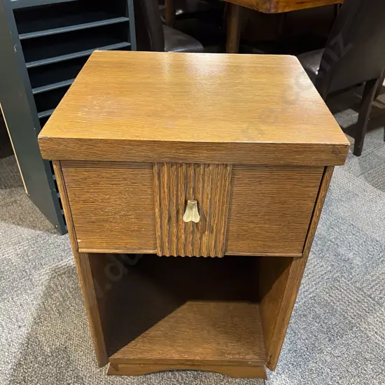 Oak Single Drawer Bedside Cabinet