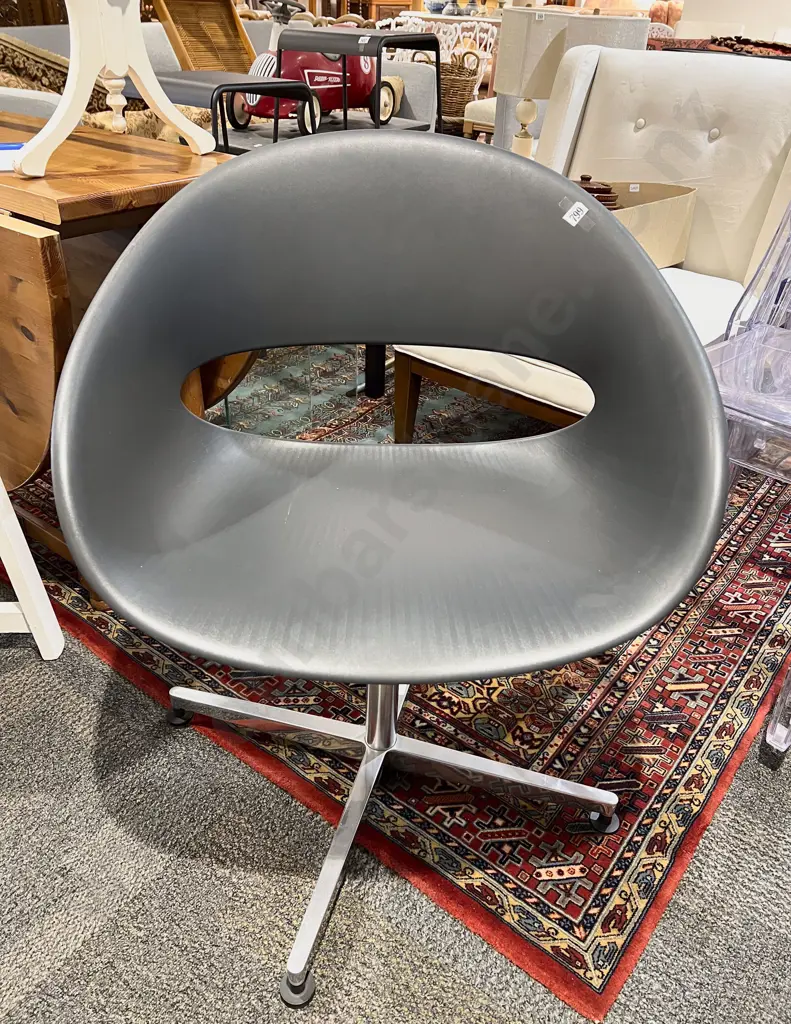 Kusch And Company Volpino Swivel Armchair (ex Backhouse) Image 1++