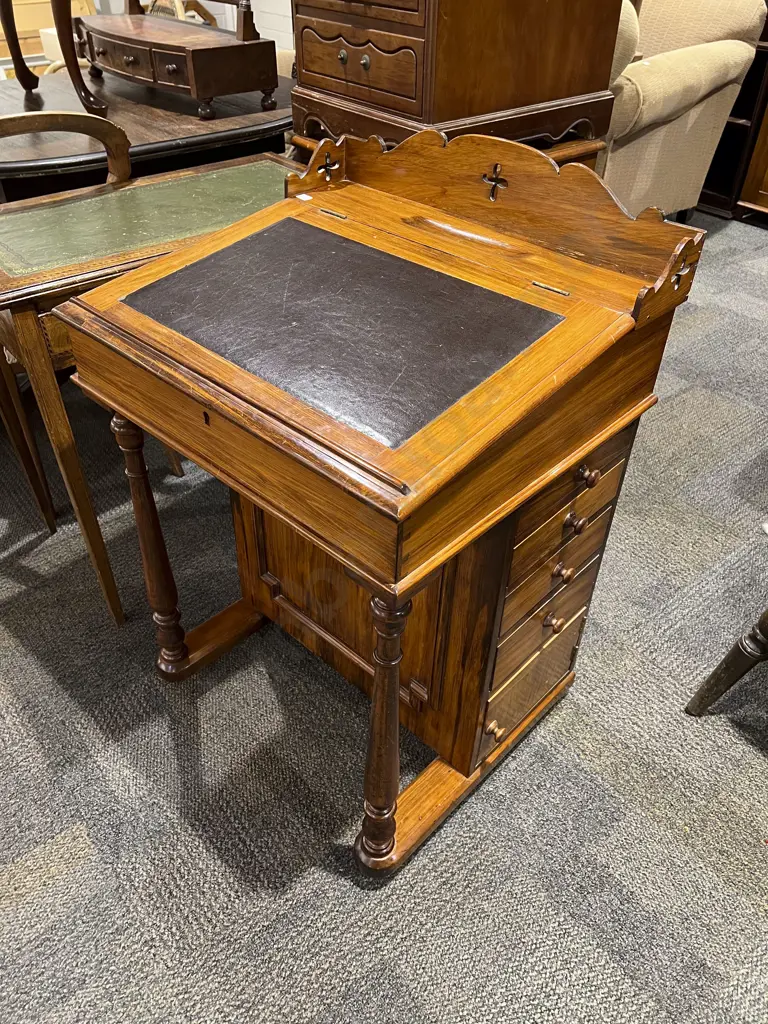 Kauri Davenport Image 1++