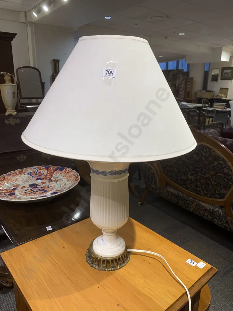 Wedgwood Table Lamp Image 1++