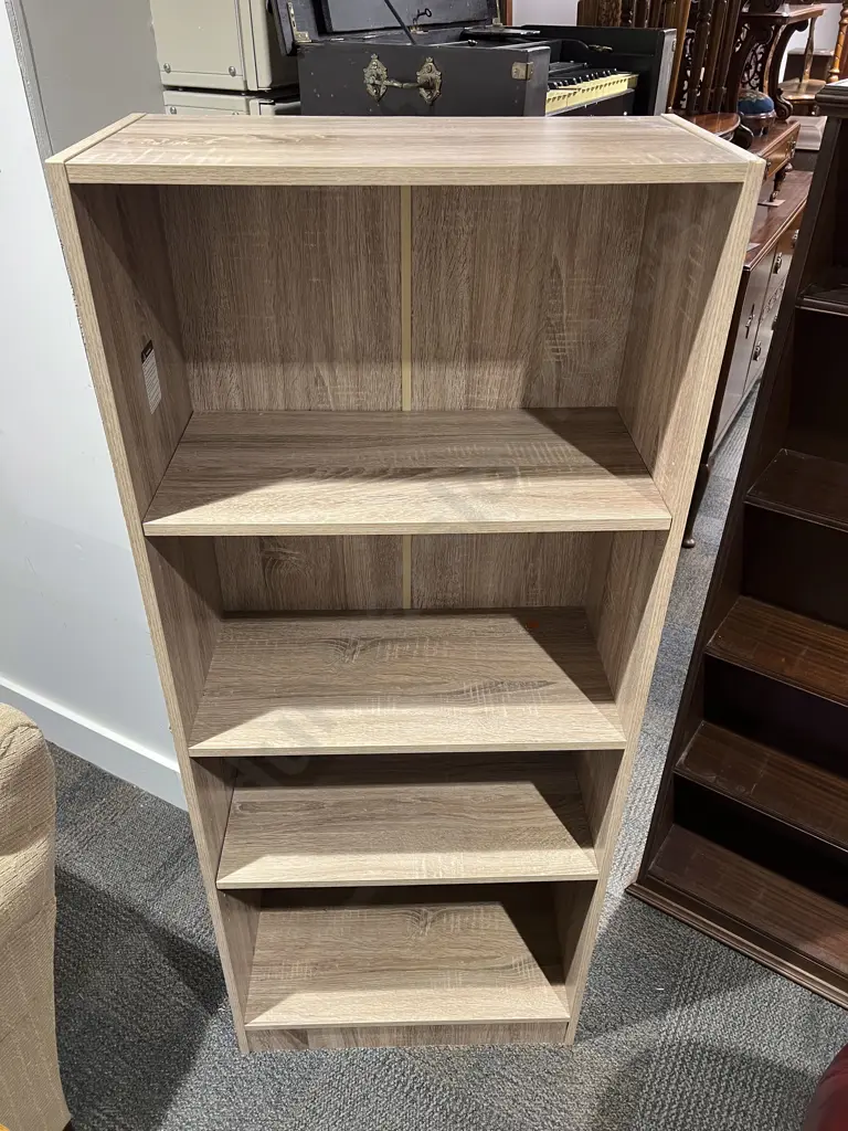 Modern Bookcase Image 1++