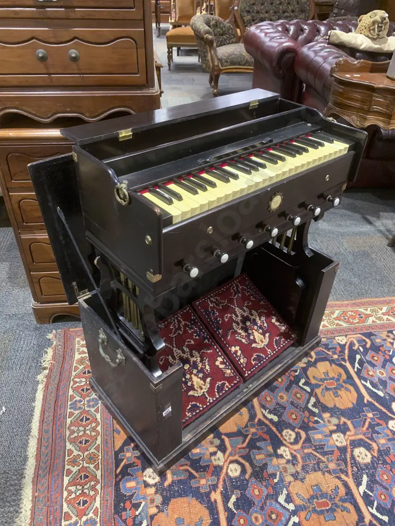 Parakh & Sons Harmonium Image 1++