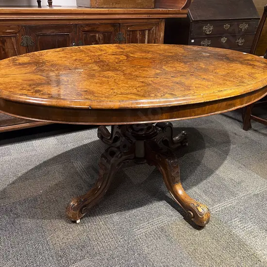 Vict Burr Walnut Loo Table