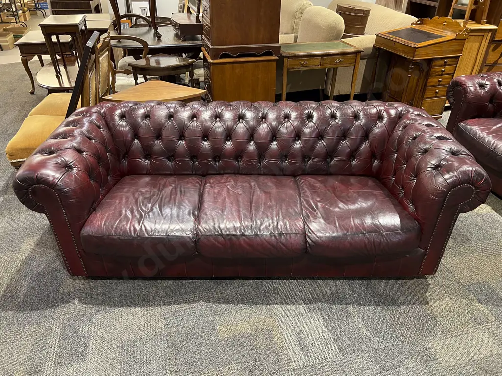 Burgundy Chesterfield Leather Rolled Arm Sofa Image 1++