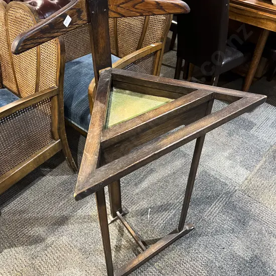 Oak Gentleman's Corner Valet