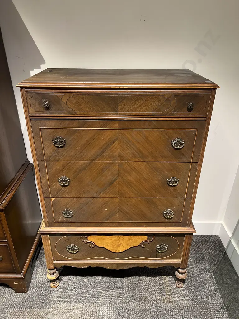 Reproduction Five Drawer Chest Image 1++