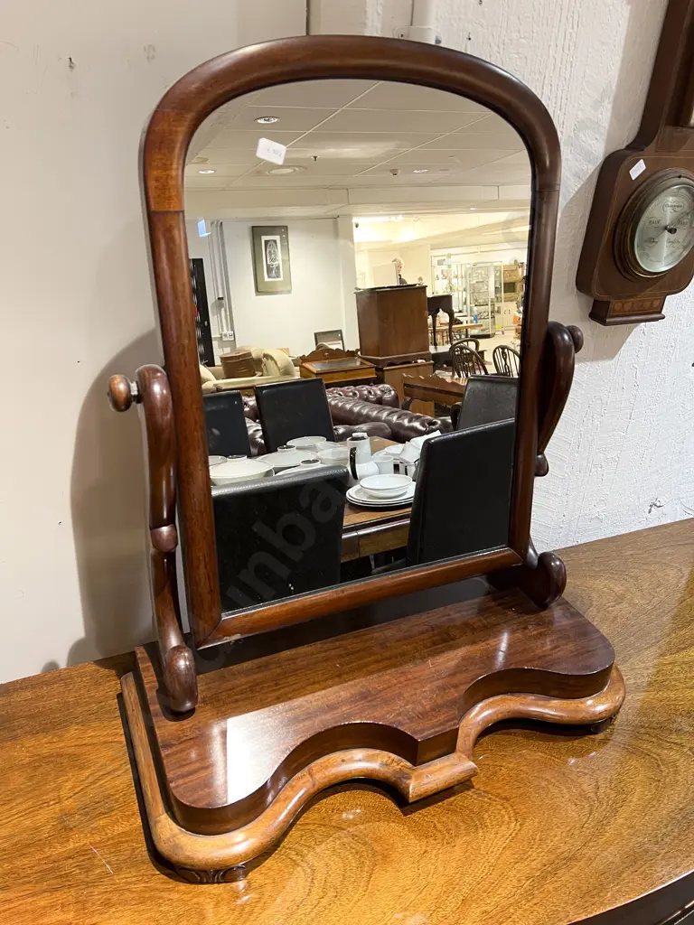 Vict Mahogany Toilet Swing Mirror Image 1++