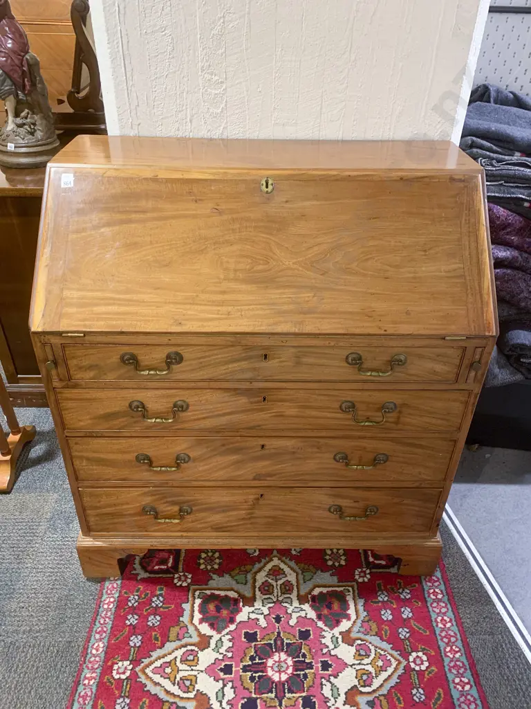 Geo III Mahogany Bureau Image 1++