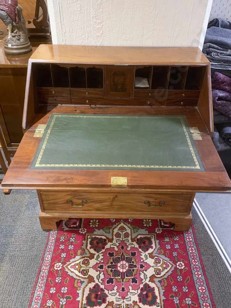 Geo III Mahogany Bureau Image 1++