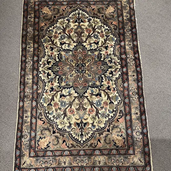 Floral Persian Floor Rug