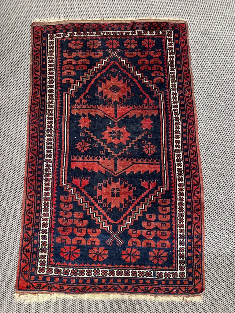 Persian Floor Rug Image 1++