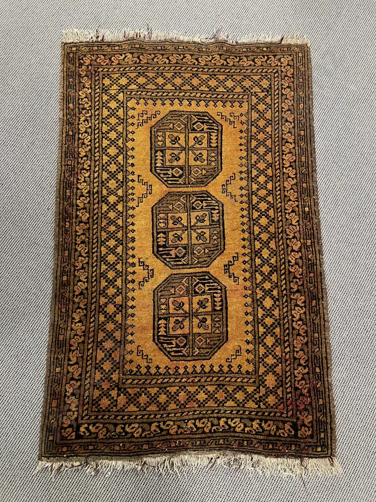 Persian Floor Rug Image 1++