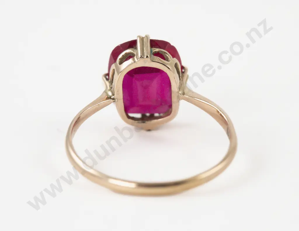 18ct Single Stone Ruby Ring Image 1++