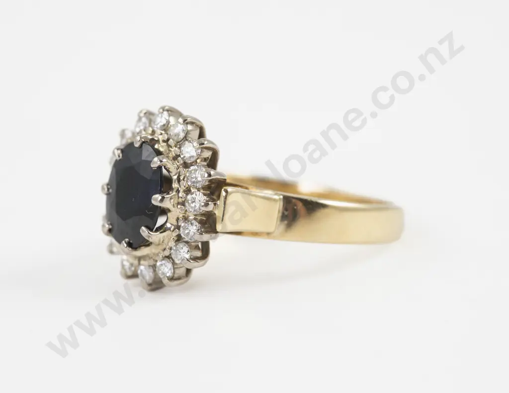 18ct 17Stone Sapphire and Diamond Cluster Ring Image 1++