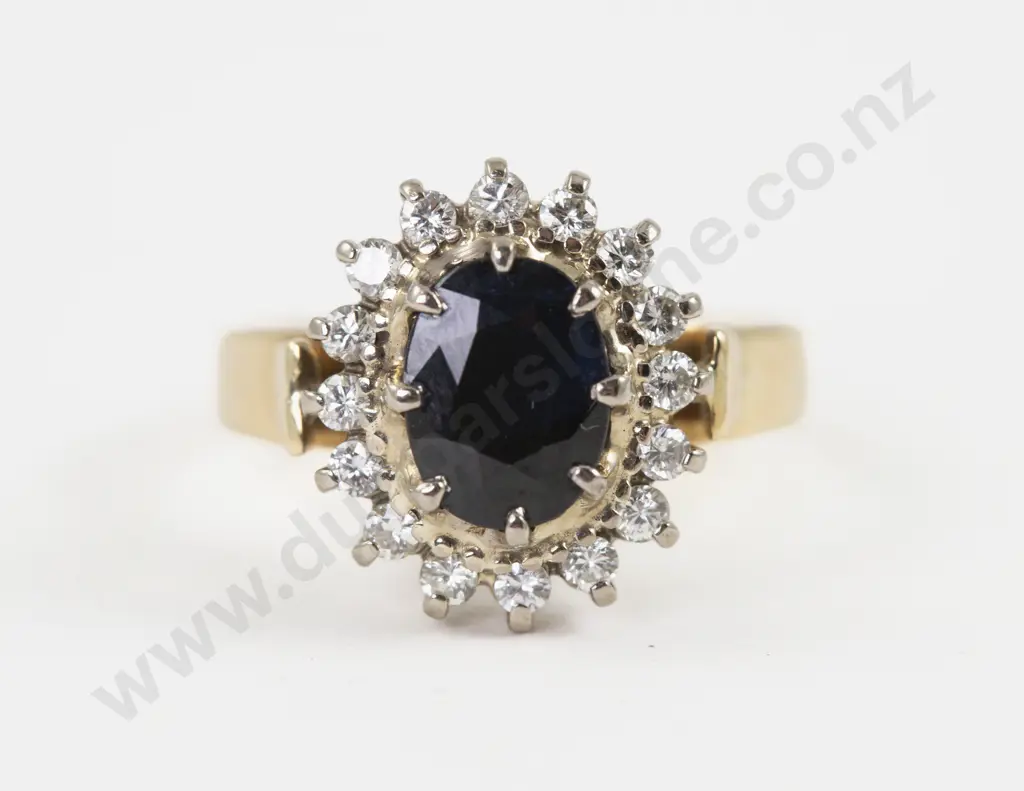 18ct 17Stone Sapphire and Diamond Cluster Ring Image 1++