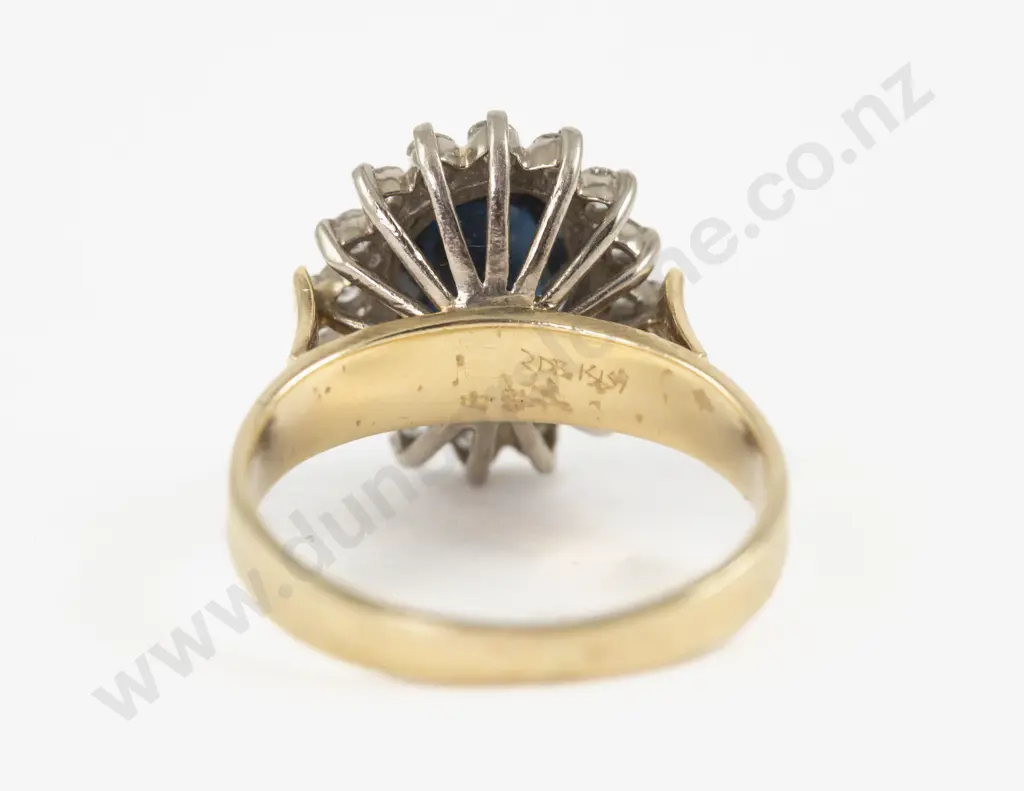 18ct 17Stone Sapphire and Diamond Cluster Ring Image 1++
