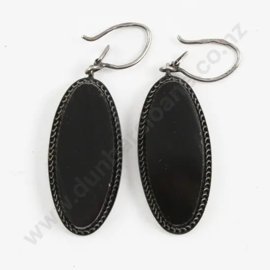 Pair S/S Single Stone Onyx Pendant Drop Earrings