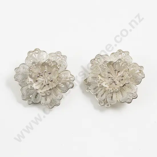 Pair S/S Filigree Flower Stud Earrings