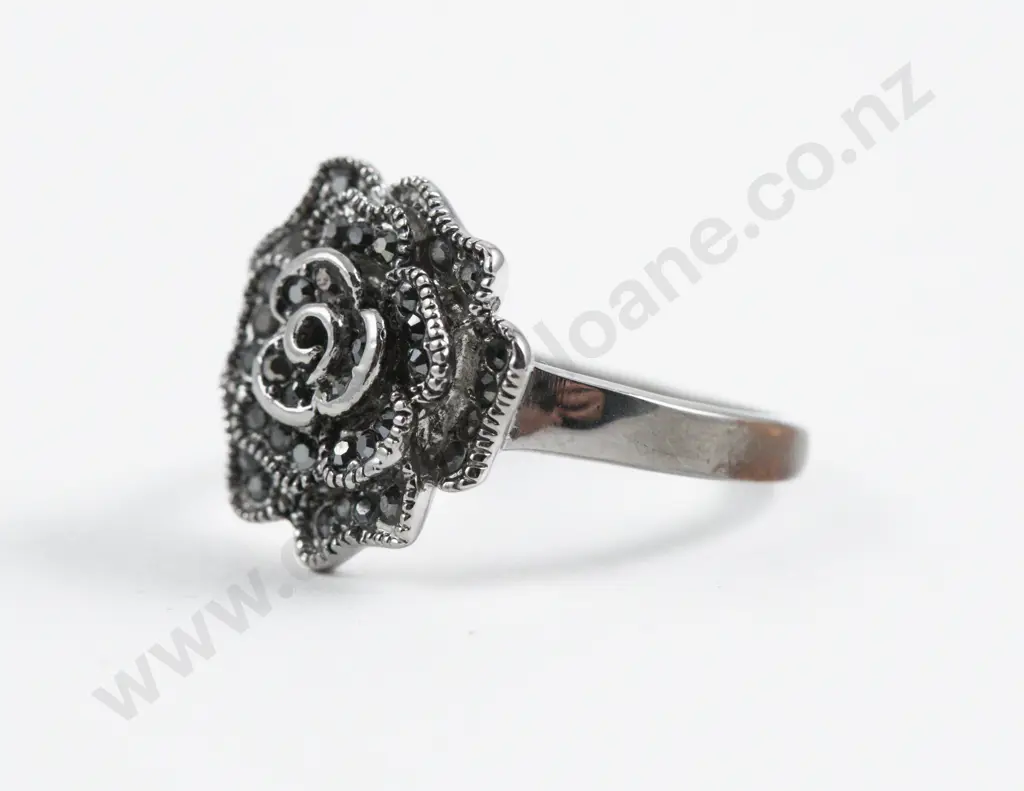 S/S and Marcasite Flower Ring Image 1++
