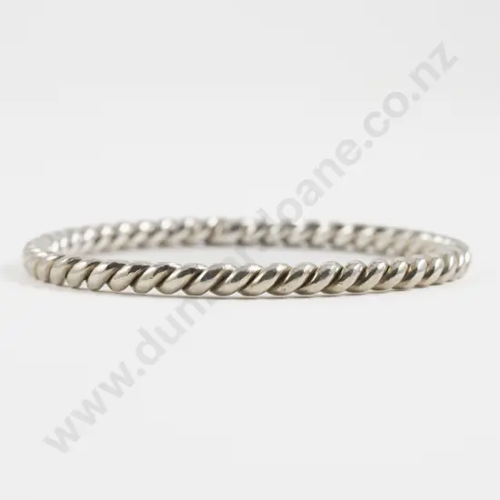 S/S Twist Design Bangle