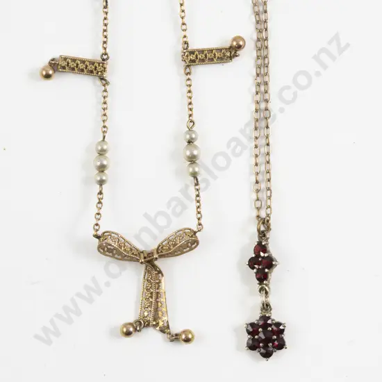 9ct Filigree Style Seed Pearl Pendant Drop Necklace