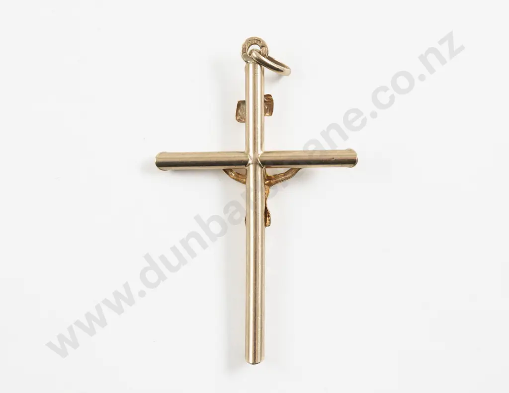 9ct Cross Pendant Image 1++