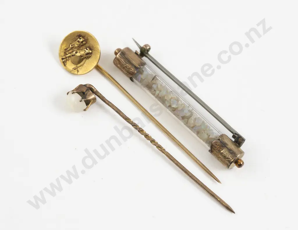 9ct Mounted Opal Bar Brooch Image 1++
