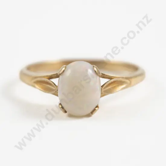 9ct Single Stone Opal Ring