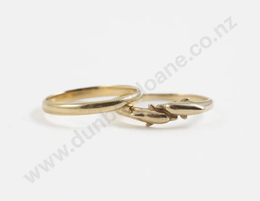 18ct Plain Band Ring with 9ct Dolphin Band Ring Image 1++