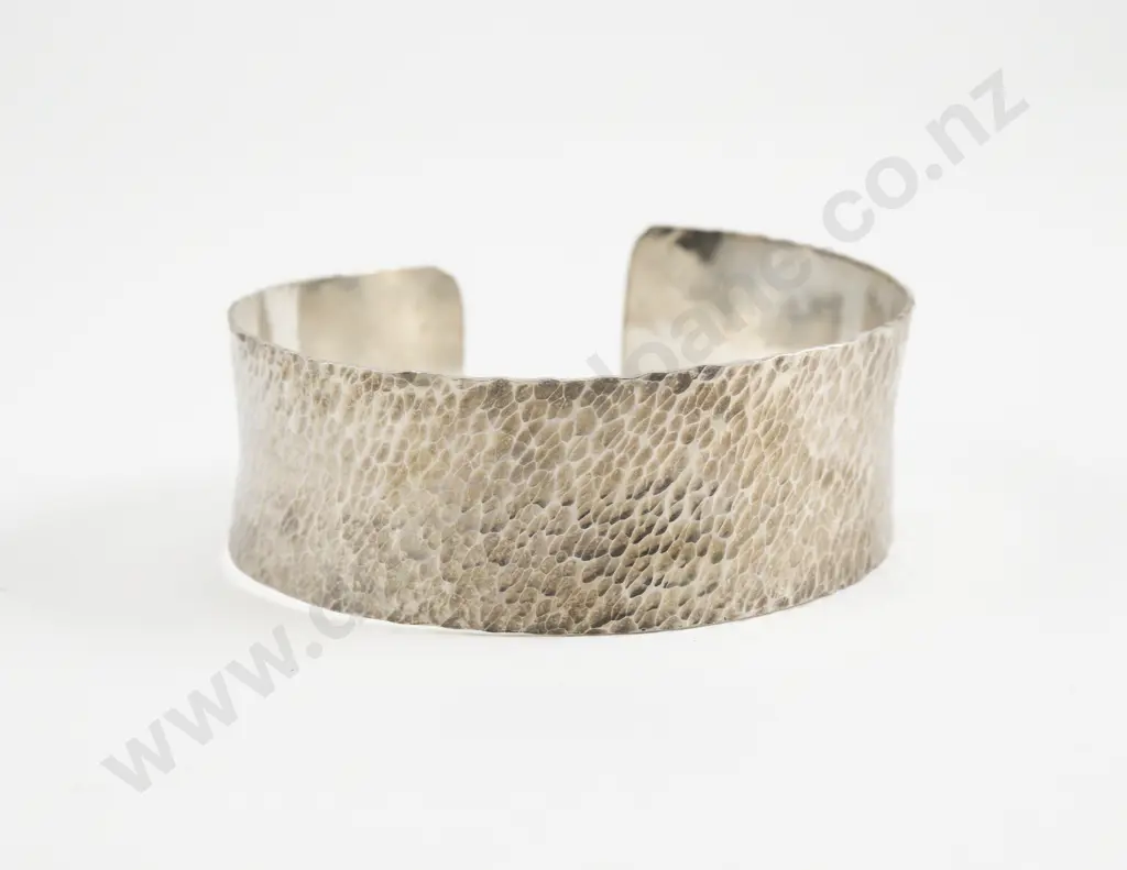 Large S/S Cuff Bangle Image 1++