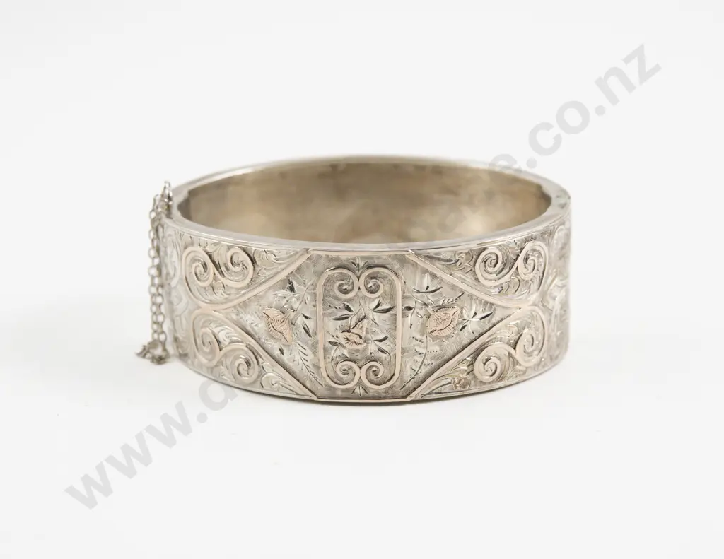 S/S Wide Half Engraved Hinged Snap Bangle Image 1++