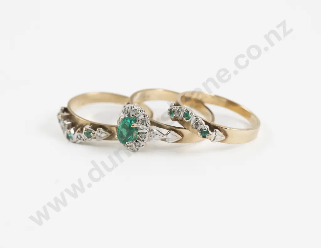 9ct Nine Stone Emerald and Diamond Cluster Ring with Two Curved Bands Image 1++