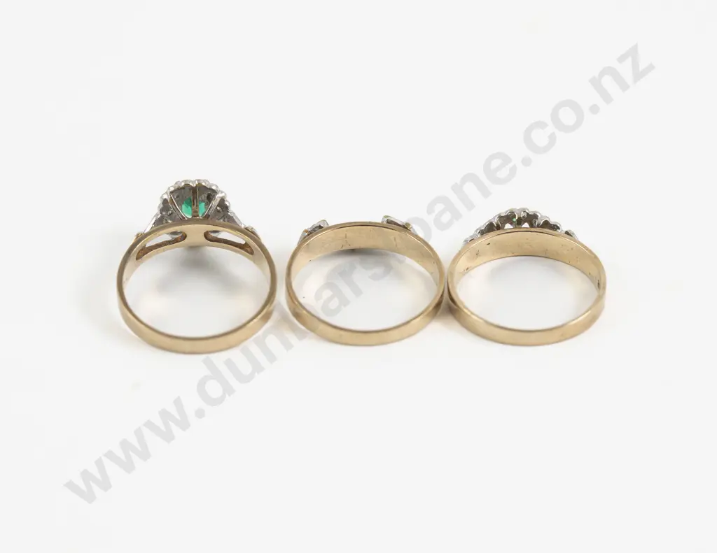 9ct Nine Stone Emerald and Diamond Cluster Ring with Two Curved Bands Image 1++