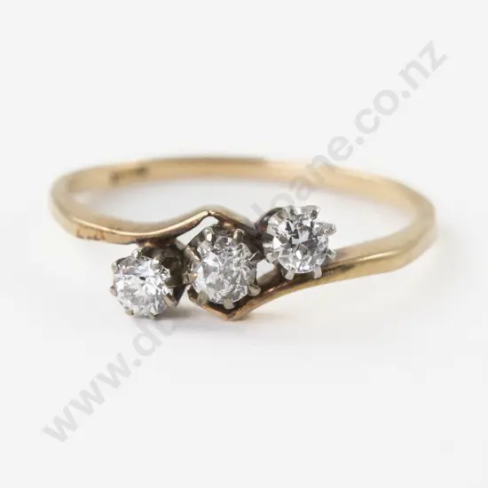 18ct Three Stone Diamond Ring