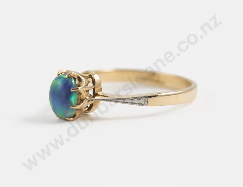 18ct Single Stone Opal Ring Image 1++