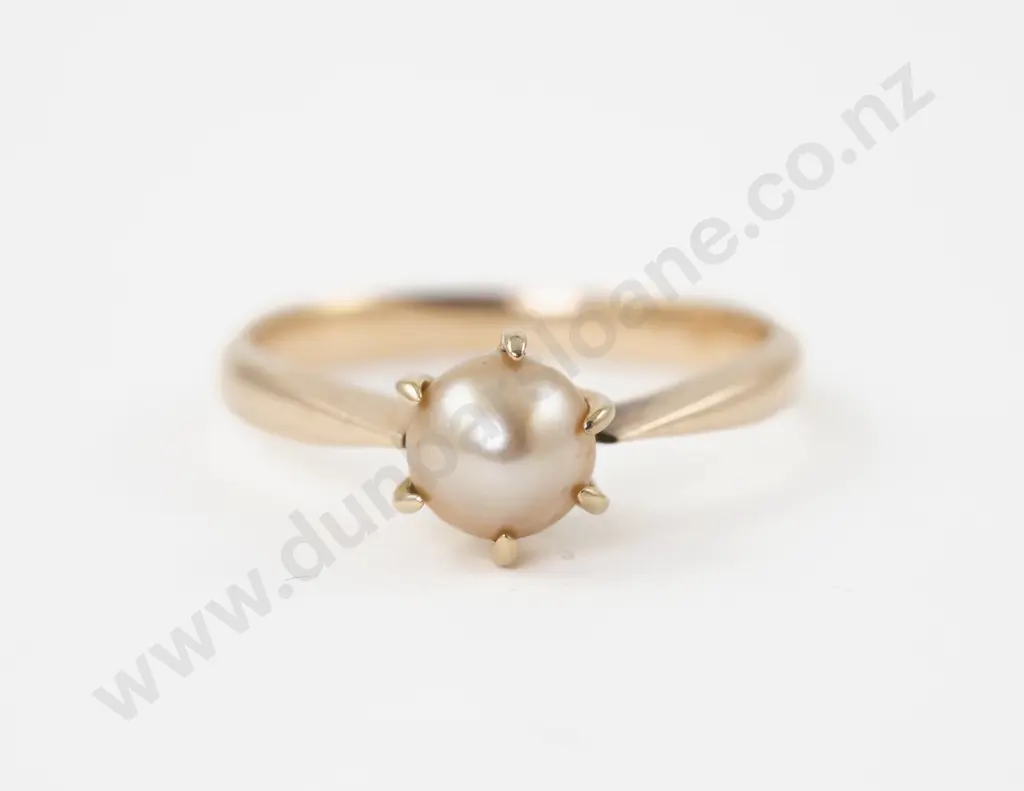 9ct Single Cultured Pearl Ring Image 1++