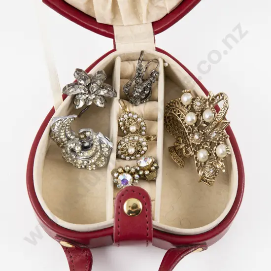 Collection of Assorted Vintage Costume Jewellery in Jewellery Box