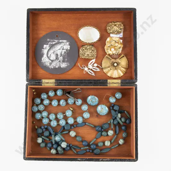 Collection of Assorted Vintage Jewellery with Jewellery Box