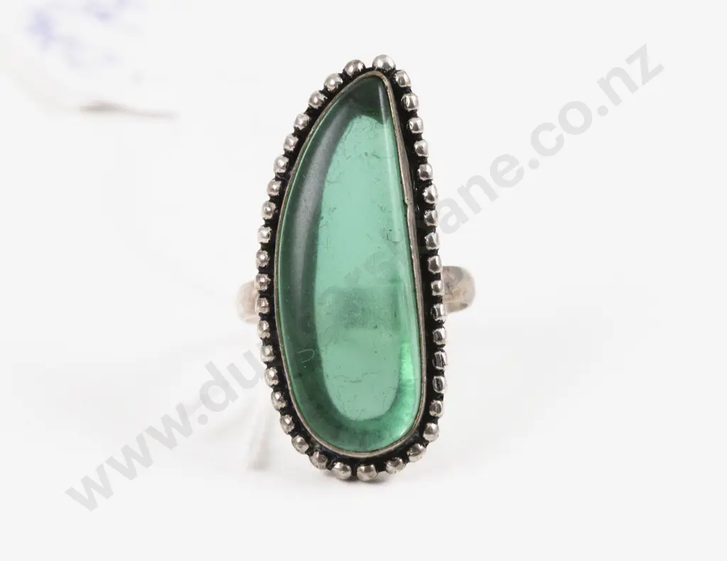 S/S Single Green Gem Stone Dress Ring Image 1++