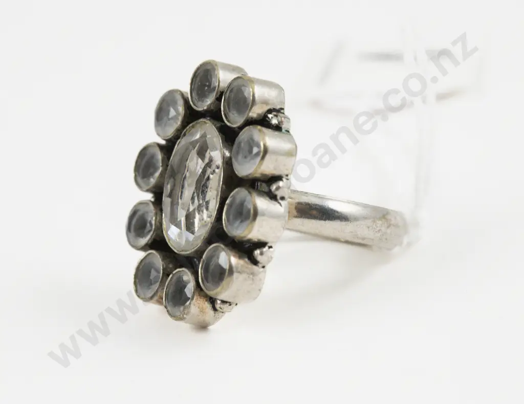 S/S Eleven Stone Clear Crystal Cluster Ring Image 1++