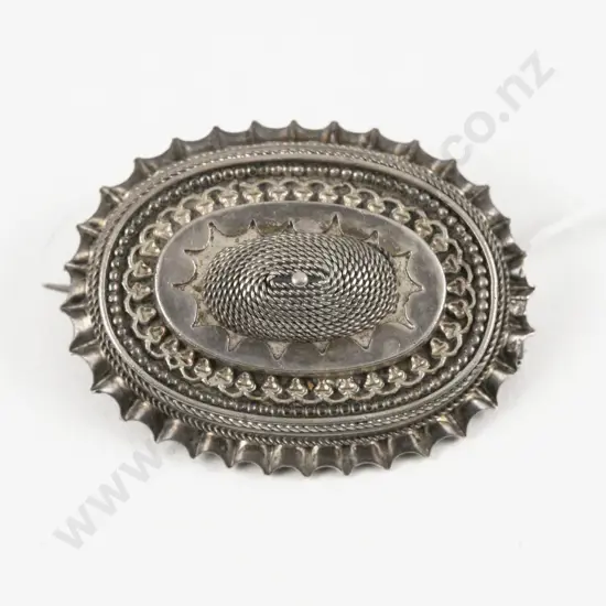 Victorian S/S Target Brooch