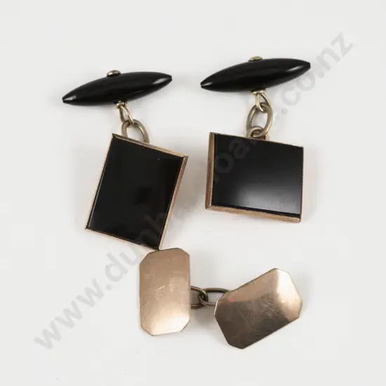 Pair 9ct Onyx Cuff Links with Odd 9ct Cuff link