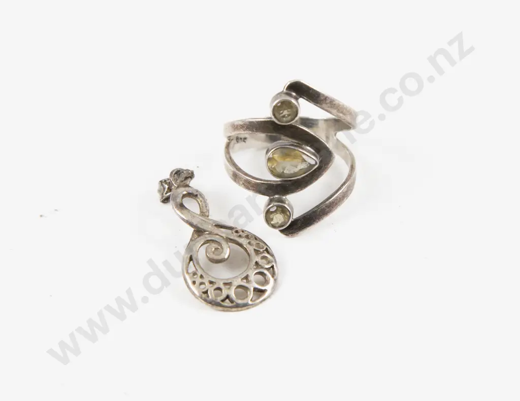 S/S Three Stone Citrine Glass Dress Ring with Pendant Image 1++